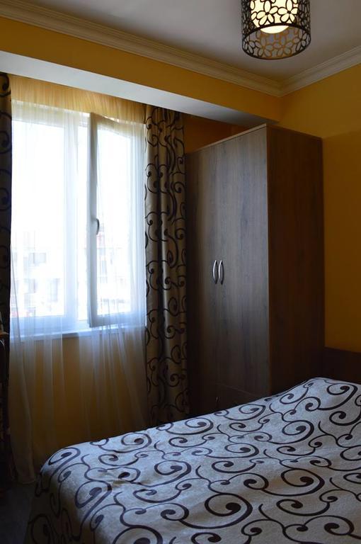 Apartment Near Park 36 바투미 외부 사진